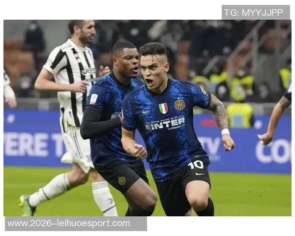 米兰发布意大利超级杯海报迈尼昂莫德里奇拉比奥特齐亮相 米兰发布意大利超级杯海报迈尼昂莫德里奇拉比奥特齐亮相