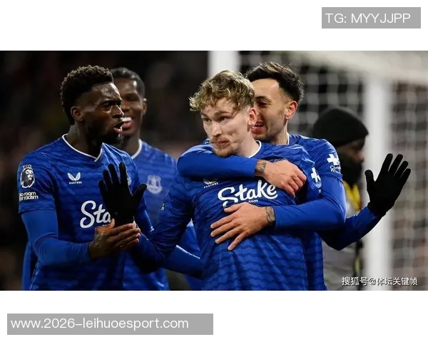 格拉利什分享庆祝照片称赞霍尔进球如同优雅舞蹈的美妙夜晚