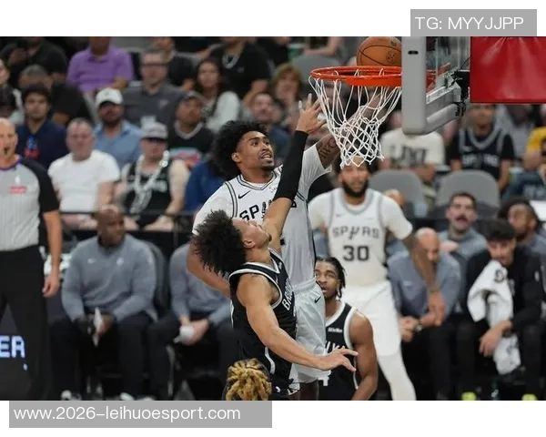 哈珀近三场表现回顾场均208分钟贡献16分37助攻投篮命中率超五成